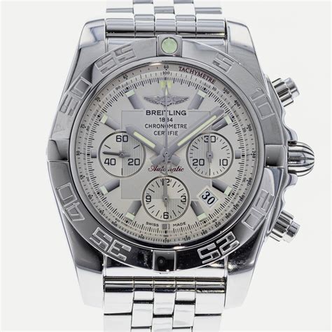 Breitling Chronomat AB0110 